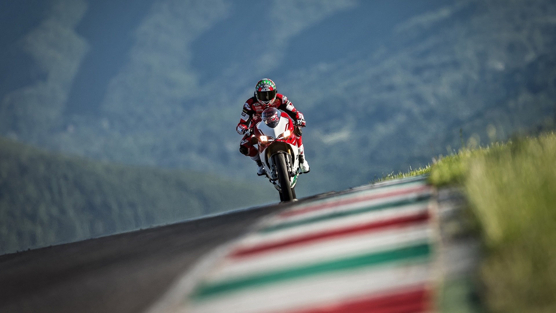 Scout刷新纪录，老将不灭，传奇续航